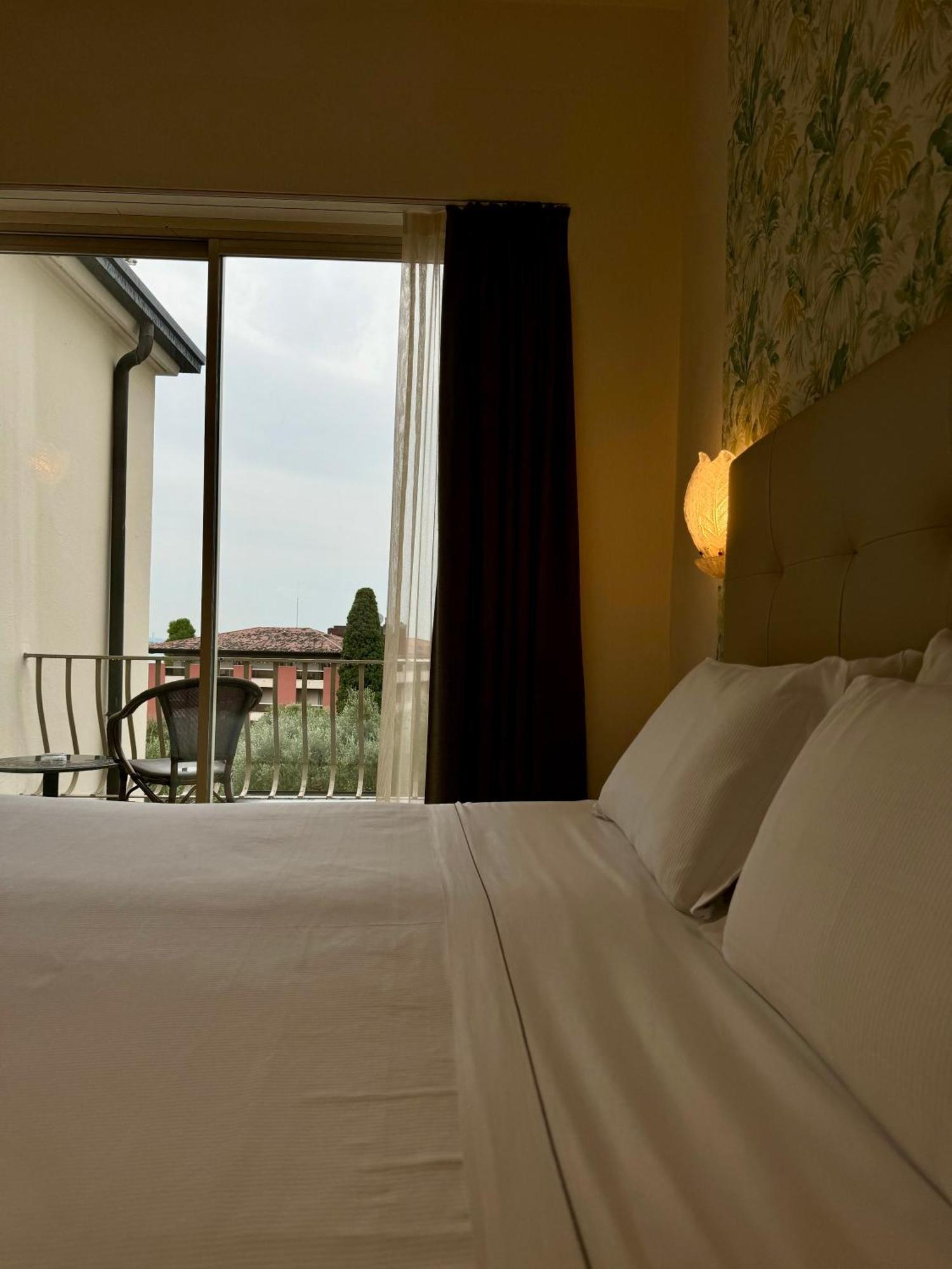 Olivi Hotel & Natural Spa Σιρμιόνε Εξωτερικό φωτογραφία